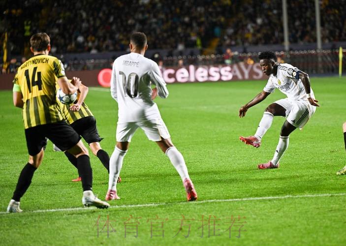 不敌切尔西 皇马各项赛事19场不败遭终结 不敌切尔西 皇马各项赛事19场不败遭终结